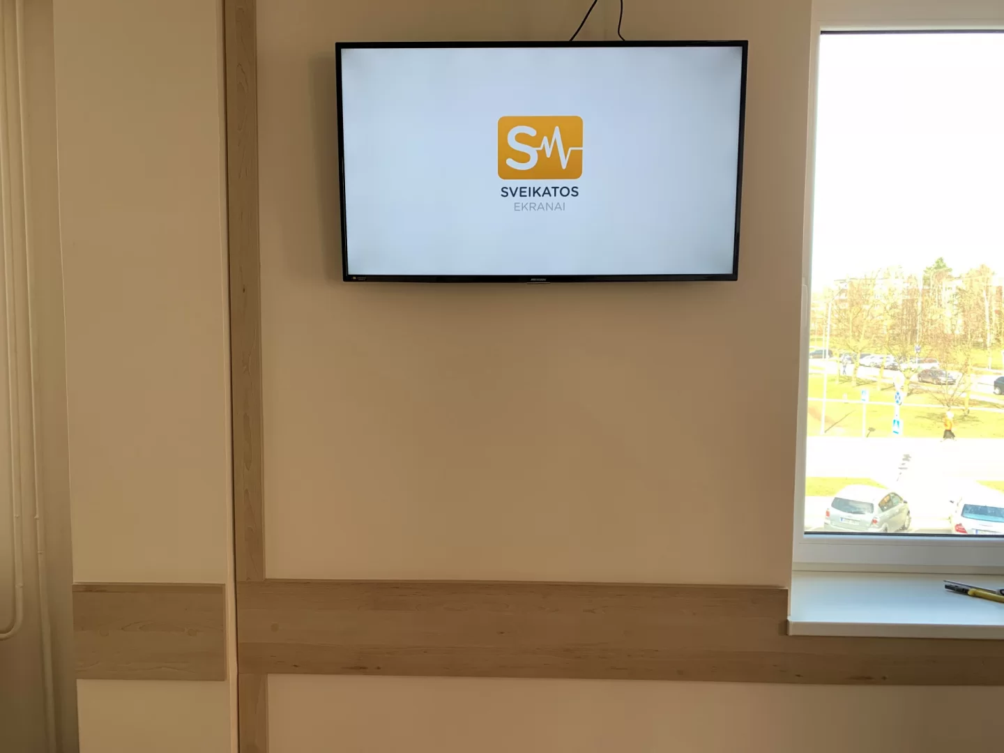 Reklaminiai ekranai VŠĮ Panevėžio miesto poliklinikoje