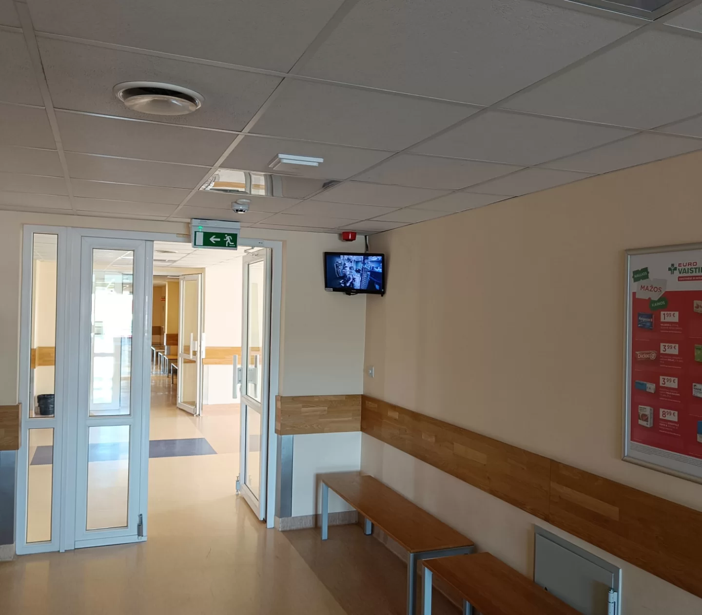 Reklaminiai ekranai VUL Santarų klinikose, konsultacijų poliklinikoje