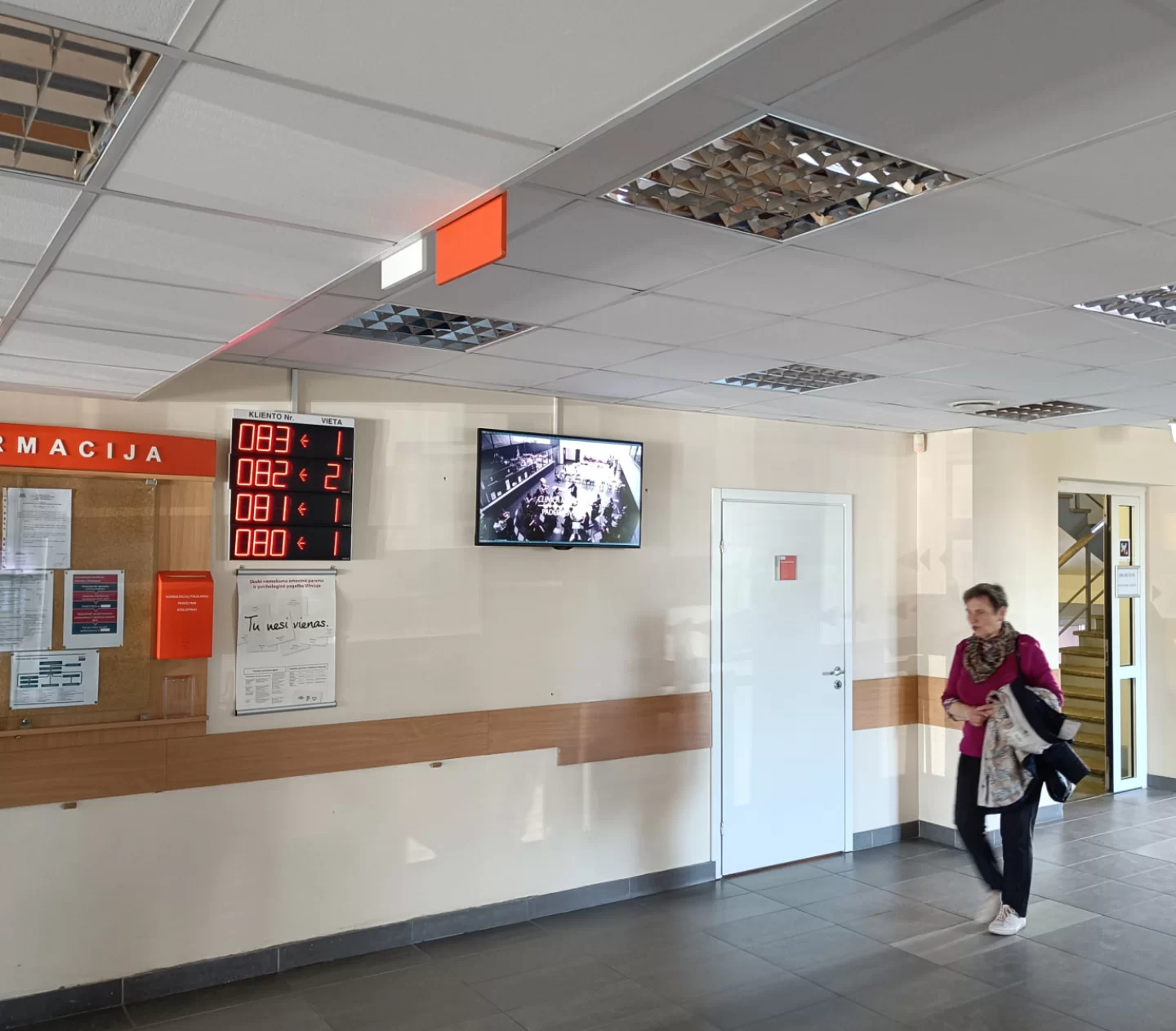 Reklaminiai ekranai VUL Santarų klinikose, konsultacijų poliklinikoje