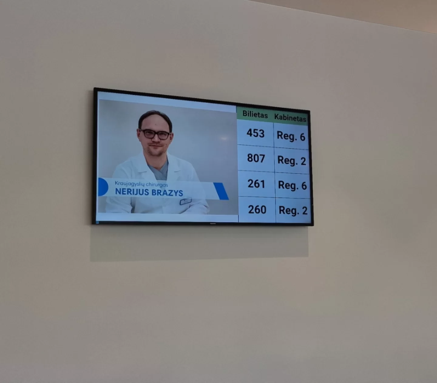 Panevėžio Affidea klinikos ekranai