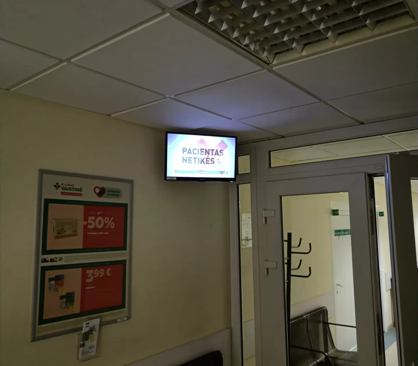 Reklaminiai ekranai VšĮ Širvintų r. savivaldybės sveikatos centre