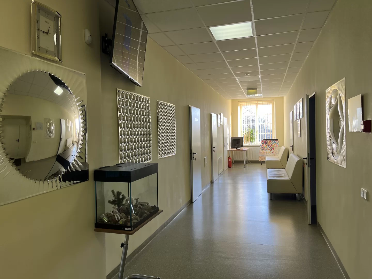 Reklaminiai ekranai Ukmergės pirminės sveikatos priežiūros centre