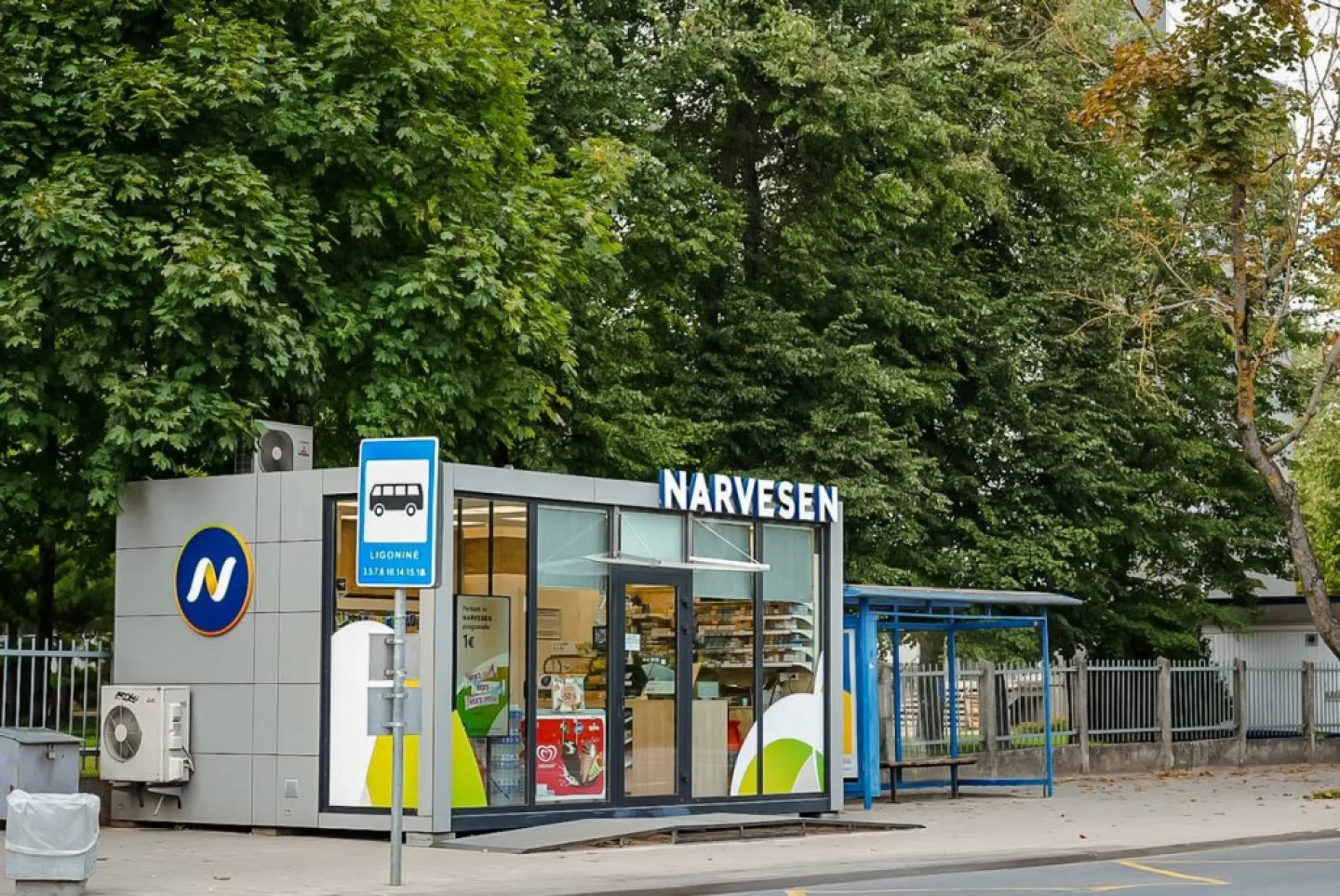 Narvesen LCD ekranas - Ligoninė (K475) (yra ir į lauką nukreiptas ekranas)