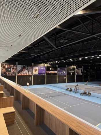 Widen arena