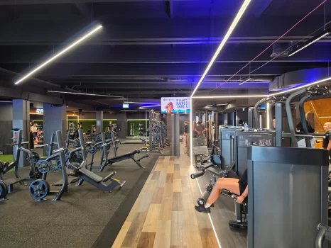 Gym plius J. Basanavičiaus g. 80