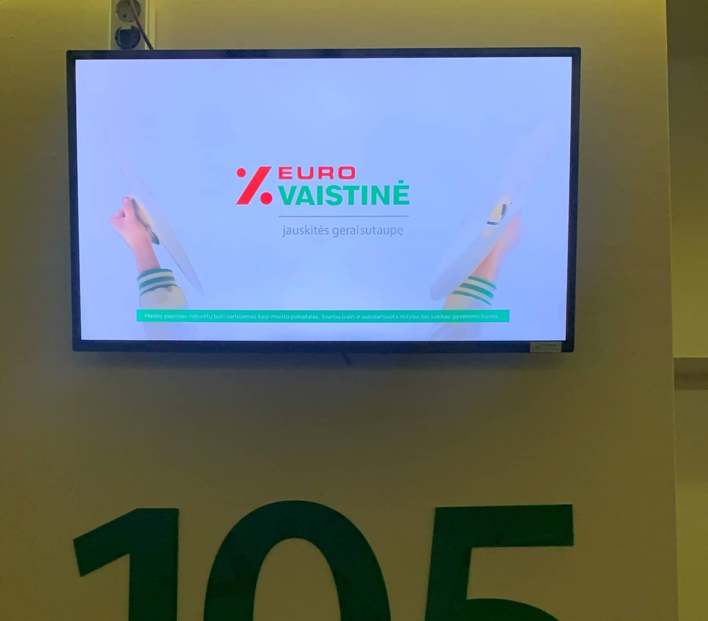 Reklaminiai ekranai VŠĮ Vilniaus centro poliklinikoje,  Diagnostikos centre