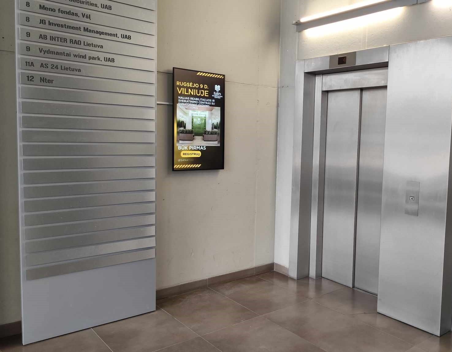 Reklaminiai ekranai Vilniaus vartai  verslo centre