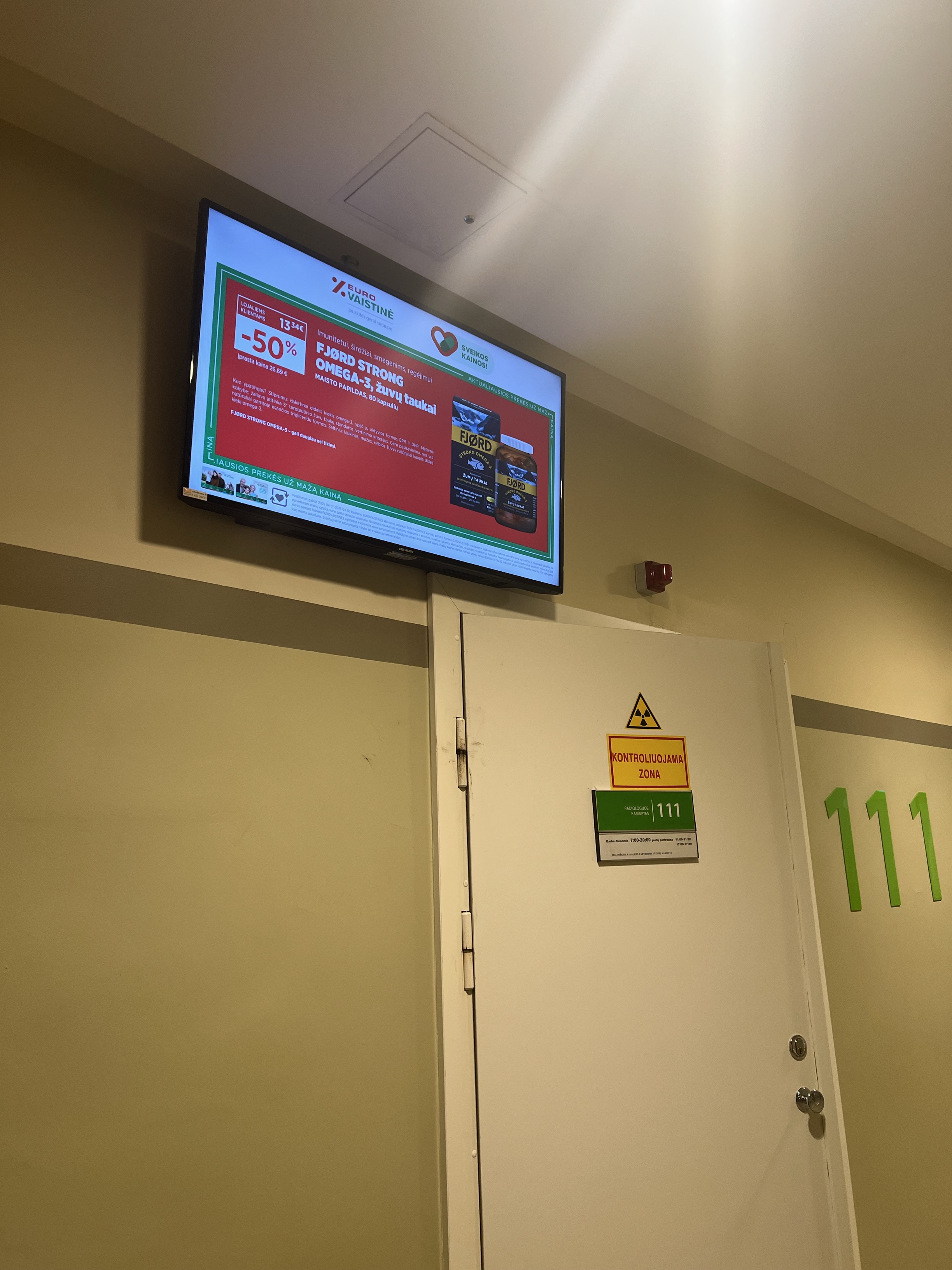Reklaminiai ekranai VŠĮ Vilniaus centro poliklinikoje, Lukiškių filiale