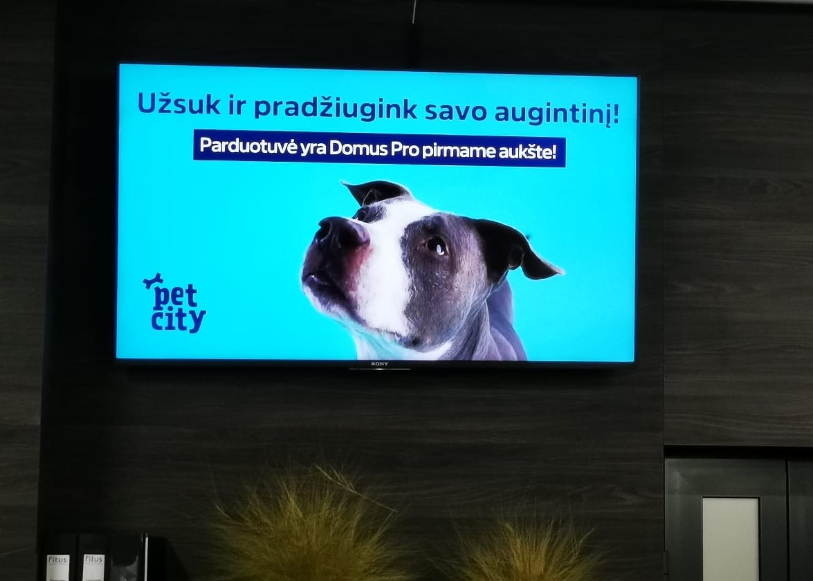 Fitus reklaminiai ekranai