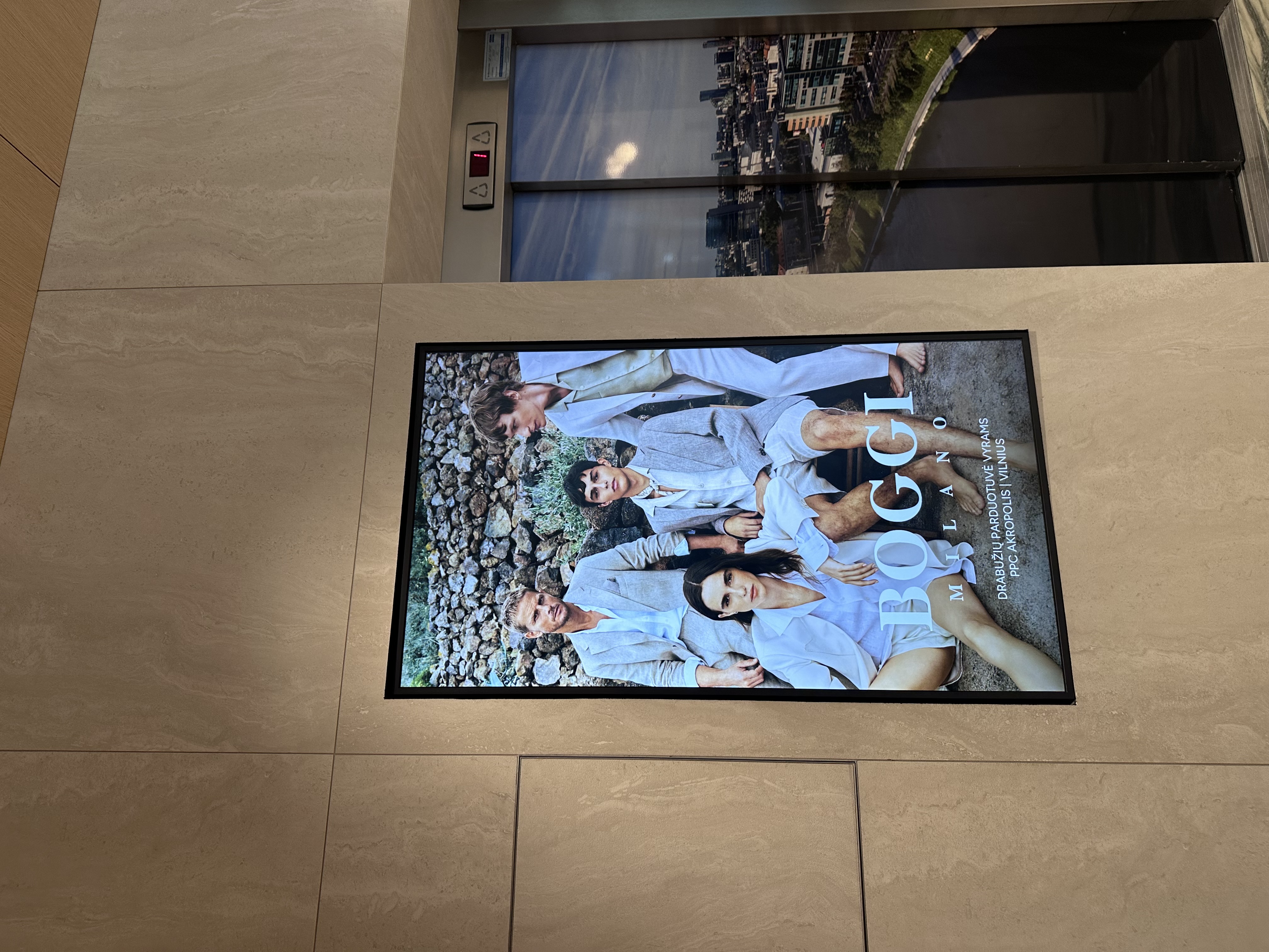 Reklaminiai ekranai Dvyniai verslo centre